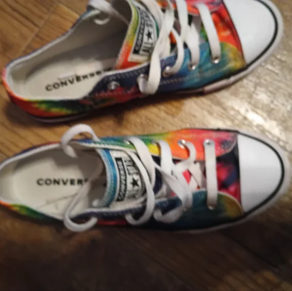 Converse  Sneakers Classic Tie Dye Canvas Low-Top - Picture 13 of 13